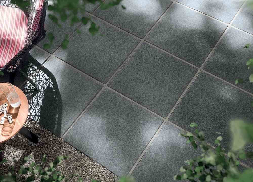 تصویر 1 از سرامیک طرح سنگ پرسلانی مقاوم مناسب کف آشپزخانه و محیط‌ های مرطوب